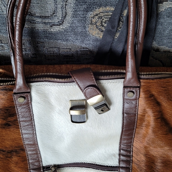 Italian Leather Bag - Picture 3 of 10